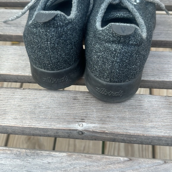 🍍 Women's Size 9 Lace Up Allbirds Wool Shoes Runners Charcoal Gray Black Sneake - Picture 4 of 5